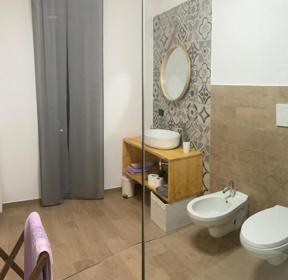 Wanderlust House Hotel Bari Eksteriør billede