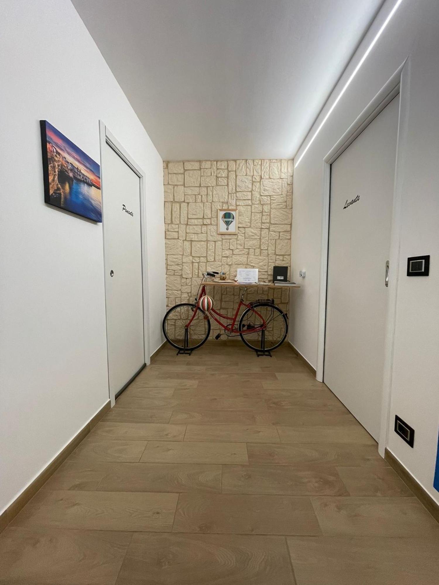Wanderlust House Hotel Bari Eksteriør billede